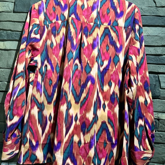 Colorful Abstract Patterned Blouse - Picture 5 of 9